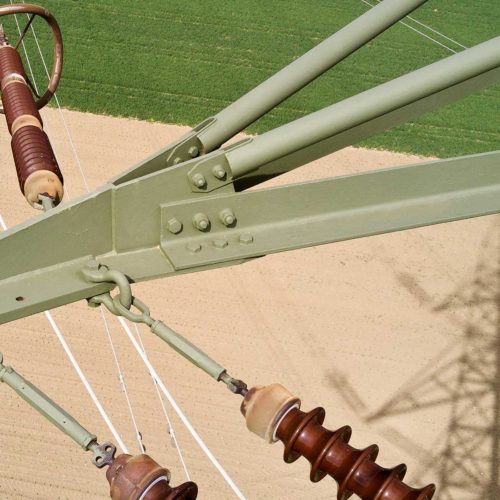 Mastinspektion-Strukturfluege-goldgelb