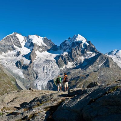 Landschaftsfotografie: Wolken über Berggipfel